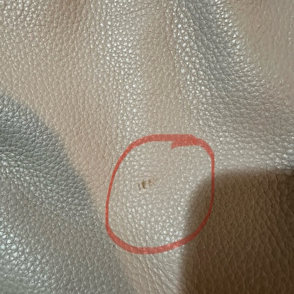 Tory Burch Hobo style handbag - Picture 5 of 5